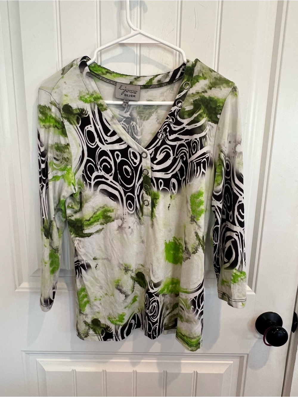 Lynn Ritchie Silver Abstract Print Henley Top Green Black Size Small